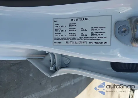 2019 Tesla Model 3 Long Range/Mid Range/Standard Range/Standard Range Plus z USA, uszkodzony, nr VIN 5YJ3E1EA1KF449472